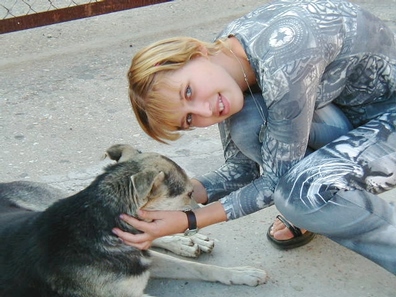 in04.jpg (77914 bytes)